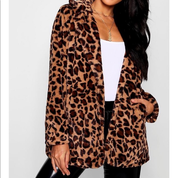 Faux fur jacket 🧥 - Picture 1 of 9